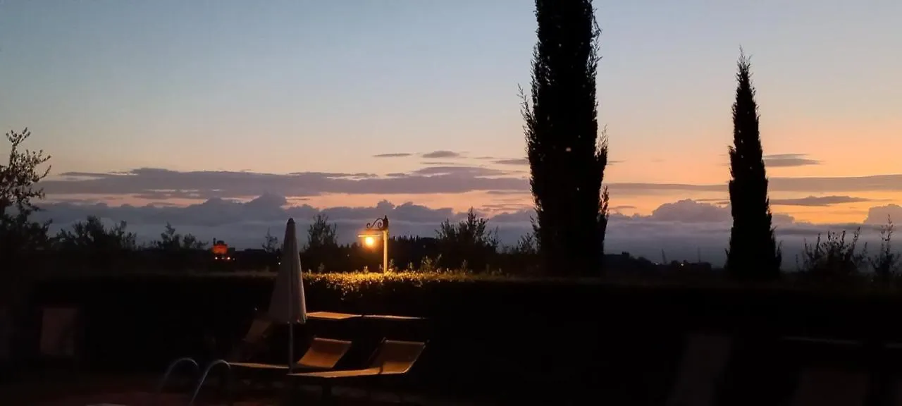 Poggio Olivo Daire Acquaviva  İtalya